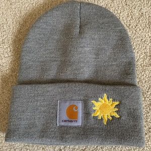 Grey Carhartt toque